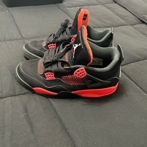 Jordan 4 Red Thunder